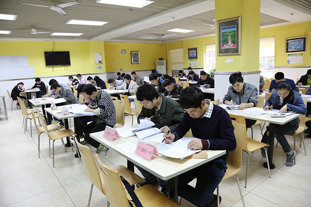 市规划设计院举行新政策与专业技术考试