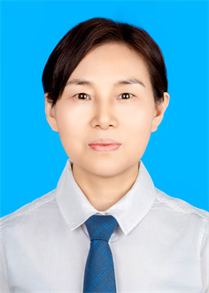 黄 玲 黄 玲